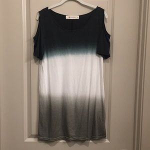 Open shoulder cotton dress